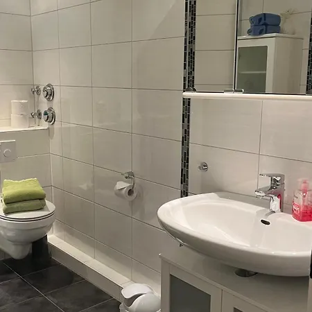 Ferienwohnung-wesertal * Hamelin